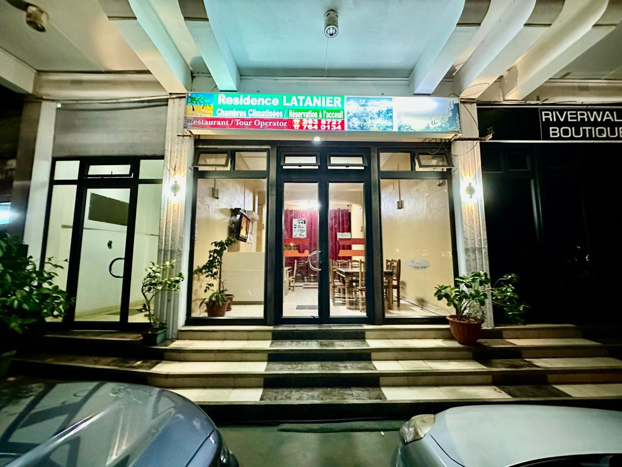 Latanier Beach Hotel กรองด์เบย์ ภายนอก รูปภาพ